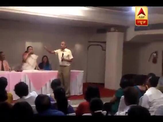 When a doctor got infuriated in front of Sumitra Mahajan