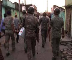 ভাটপাড়ার পরিস্থিতি নিয়ে জরুরি বৈঠকে প্রশাসন, রুটমার্চ পুলিশের, রাজ্যপালের কাছে বিজেপি, দেখুন আরও খবর - এক ঝলকে 