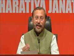 पश्चिम बंगाल में वोटिंग के दौरान हिंसा पर BJP ने ममता बनर्जी पर बोला हमला, कहा- लोकतंत्र खतरे में है