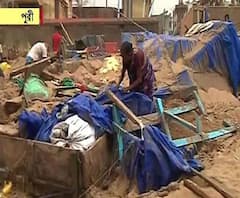 ঘূর্ণিঝড় ফণীতে বিধ্বস্ত পুরী, সৈকতে ধ্বংসস্তুপ, চলছে শেষ সম্বল খোঁজাখুঁজি