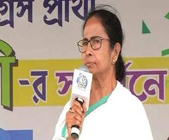 বাংলায় মাওবাদীদের মূলস্রোতে ফিরিয়েছে তৃণমূল, মোদী আপনার পতন অনিবার্য, গড়চিরৌলির ঘটনা নিয়ে মোদীকে কটাক্ষ মমতার