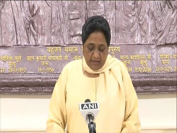Mayawati talks in favour of Mulayam Singh Yadav