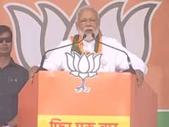 Cong is holding meetings to save 'naamdaar': PM Modi