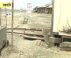 ফণীতে লন্ডভন্ড বকখালির সমুদ্র সৈকত, উড়ে গিয়েছে বেশ কয়েকটি দোকানের চালা