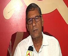 তৃণমূলের অত্যাচারের জন্যই মানুষ বিজেপিকে ভোট দিয়েছে, আর্থিক লেনদেনের প্রশ্নই ওঠে না, সুব্রত মুখোপাধ্যায়ের অভিযোগের ভিত্তিতে প্রতিক্রিয়া বাম নেতা অমিয় পাত্রের