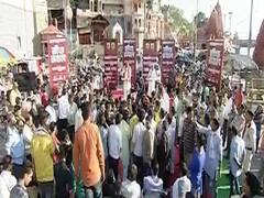 मध्य प्रदेश के उज्जैन में जनता और कांग्रेस-बीजेपी के नेताओं के बीच खुली चर्चा, देखिए