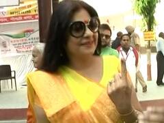 Folk singer Malini Awasthi casts her vote, also appeals people to vote
