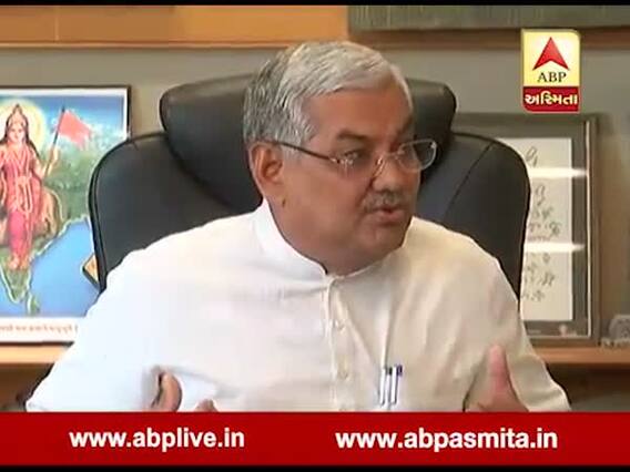 ભાજપના નેતા ફળદુએ ખાતરની થેલીનું વજન ઓછુ હોવાને લઇને શું કહ્યું, જુઓ વીડિયો