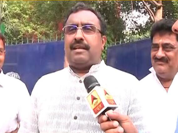 दिल्ली: बीजेपी नेता राम माधव ने झंडेवालान में डाला वोट, जीत का किया दावा