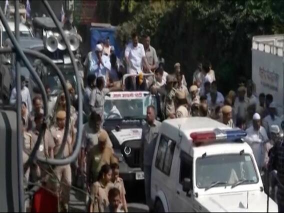 Tight security arrangements witnessed in Delhi CM's roadshow today