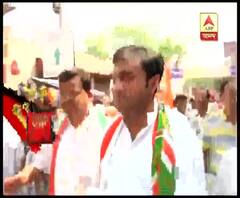 ভোটের ভিআইপি: প্রতিদ্বন্দ্বী তিন পোড়খাওয়া রাজনীতিকের পাশে নতুন মুখ হওয়ার সুবিধাটুকু নিতে চেষ্টার কসুর করছেন না দমদম কেন্দ্রের কংগ্রেস প্রার্থী সৌরভ সাহা