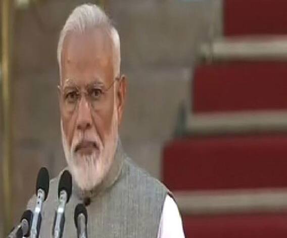 দ্বিতীয়বার প্রধানমন্ত্রী পদে শপথ গ্রহণ নরেন্দ্র মোদির, কেন্দ্রীয় মন্ত্রিসভায় এলেন শাহ, দেখুন আরও খবর- ফটাফট