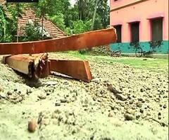 সুতাহাটায় বিবেকানন্দ হাইস্কুলে ভোটদানে বাধা দেওয়াকে কেন্দ্র করে সংঘর্ষ তৃণমূল-বিজেপির, অভিযোগ-পাল্টা অভিযোগে উত্তপ্ত পরিস্থিতি