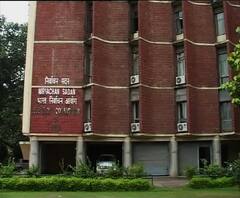 গণনার আগে ইভিএম-ভিভিপ্যাটের স্লিপ মেলানোর দাবি খারিজ নির্বাচন কমিশনের