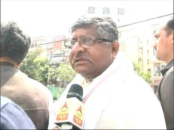 Ravi Shankar Prasad holds roadshow in Patna on last day of campaigning 