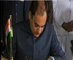 রাজীব গাঁধী সম্পর্কে ‘বিতর্কিত মন্তব্য’, প্রধানমন্ত্রীর বিরুদ্ধে কমিশনের দ্বারস্থ কংগ্রেস