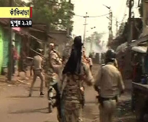 উপনির্বাচন ঘিরে দফায় দফায় উত্তপ্ত কাঁকিনাড়া, বিজেপি-তৃণমূল সংঘর্ষ, ব্যাপক বোমাবাজি, পুলিশের লাঠিচার্জ, ভাঙচুর-আগুন, দু’পক্ষের মারপিট