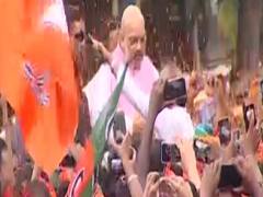 Visuals from BJP President Amit Shah's roadshow in Kolkata