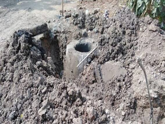 વડોદરા: પ્રિ મોન્સૂન કામગીરીમાં કોર્પોરેશનની બેદરકારી, ઓક્સિજન માસ્ક વગર મહિલાઓને ગટર લાઈનમાં કામ કરવા ઉતારાઈ, જુઓ વીડિયો 