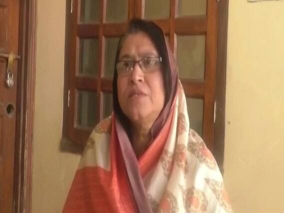 BJP launches attack as Cong leader Neelam Mishra humiliated by Priyanka Gandhi