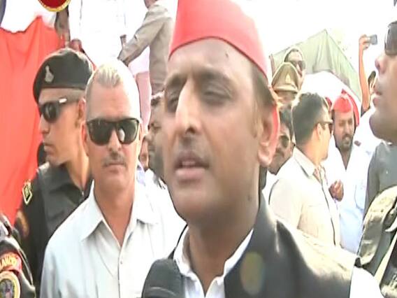 Varun Gandhi Nasamaj Hain, Akhilesh Yadav retorts on cow dung collectors remark