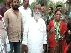 झारखंड के दुमका में क्या गुरु शिबू सोरेन को मात दे पाएंगे BJP के सुनील सोरेन, देखिए खास रिपोर्ट