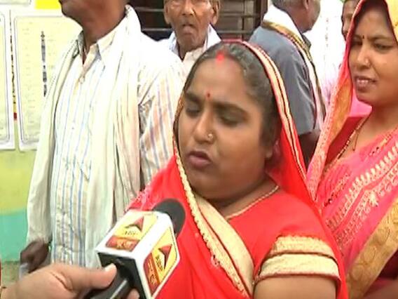 Voters in Amethi reach polling booth, say development is only concern 