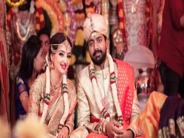 Exclusive Pictures Of Saath Nibhana Saathiya Actress Lovey Sasan S Wedding
