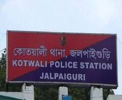 জলপাইগুড়িতে বাড়ি থেকে উদ্ধার যুবকের ঝুলন্ত দেহ, খুনের অভিযোগ পরিবারের, আটক স্ত্রী ও শাশুড়ি
