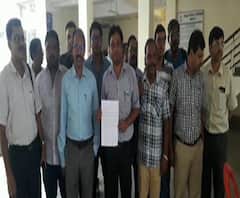  কল্যাণীর জেএনএম হাসপাতালে গণইস্তফা ৩৪ জন চিকিৎসকের