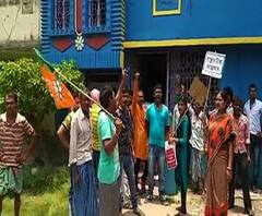 কাটমানি ফেরতের দাবিতে কাটোয়া তৃণমূল পঞ্চায়েত সদস্যের বাড়ি ঘেরাও বিজেপির