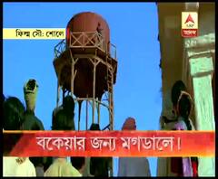বেতন পাননি দেড় বছর, মগডালে চড়ে আত্মহত্যার হুমকি অস্থায়ী কর্মীর, হুলস্থূল পুরুলিয়া পুরসভা চত্বরে