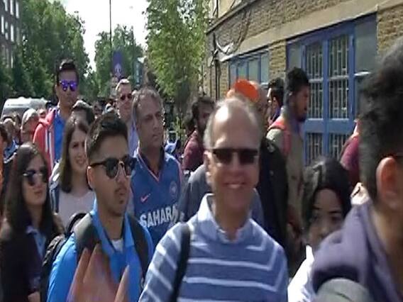 India Vs Australia: मैच से पहले फैंस में उत्साह, भारतीय दर्शक जुटे । World Cup 2019