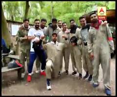 দেখুন, চাপ কাটাতে নতুন খেলা 'পেইন্ট বল' খেলছে বিরাট ব্রিগেড