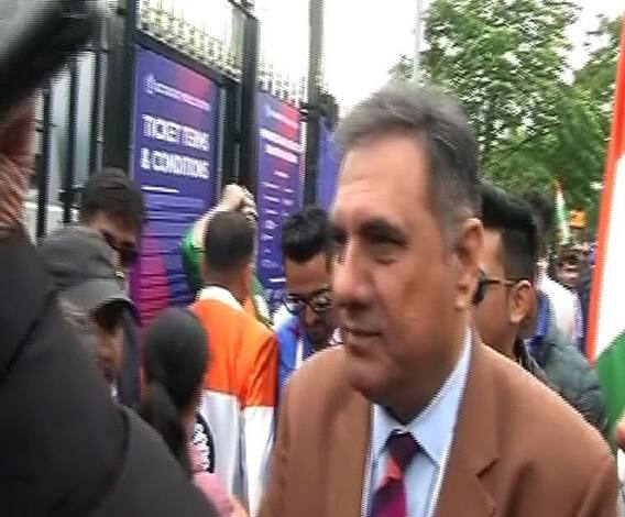 ভারত-পাক ম্যাচ দেখতে গিয়ে এবিপি আনন্দের মুখোমুখি অভিনেতা বোমান ইরানি 