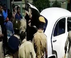 কল্যাণীতে তৃণমূলের ৩টি কার্যালয় ভাঙচুর, অভিযোগ বিজেপির বিরুদ্ধে, আটক কয়েকজন 