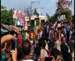 সন্দেশখালি কাণ্ডের প্রতিবাদে ১২ ঘণ্টার বসিরহাট মহকুমা বনধ বিজেপির, ভ্যাবলা স্টেশনে ট্রেন অবরোধ