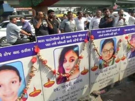 સુરત આગકાંડઃ મૃતકોને અપાઇ શ્રદ્ધાંજલિ, ઉપવાસ પર ઉતરનારા એકની અટકાયત, જુઓ વીડિયો
