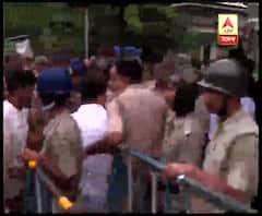 ভাটপাড়া পুরসভার নির্বাচনের আগে দলের বিরুদ্ধে বিস্ফোরক তৃণমূল নেতা সোমনাথ তালুকদার 