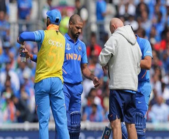 Shikhar Dhawan Injured | शिखर धवनला दुखापतीमुळे तीन आठवड्यांची विश्रांती | विश्वचषक माझा | ABP Majha 