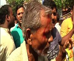 ফের উত্তপ্ত ভাটপাড়া, লাঠিচার্জ পুলিশের, মাথা ফাটল এক বিক্ষোভকারীর