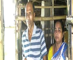 ব্যারাকপুরে জয় শ্রীরাম বলতে অস্বীকার করায় তৃণমূল কর্মীর বাড়ির রাস্তা বাঁশ দিয়ে আটকে দেওয়ার অভিযোগ বিজেপির বিরুদ্ধে