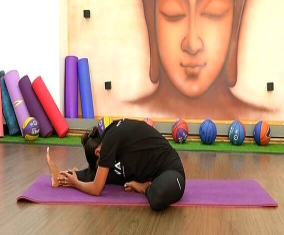 Yoga Majha | हायपर अॅसिडीटीवर उपयुक्त, ताण कमी करणारं जानुशीर्षासन | योग माझा | ABP Majha 