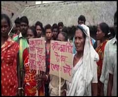 কাটমানি ফেরত চেয়ে বাঁকুড়ার সোনামুখীতে পঞ্চায়েত প্রধান ও তৃণমূল নেতার বাড়ি ঘেরাও করে বিক্ষোভ