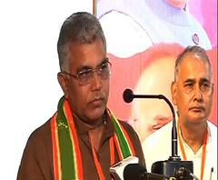 দলীয় কর্মীদের মৃত্যুর কথা বলতে গিয়ে চোখে জল দিলীপ ঘোষের, বললেন ৭২জন কর্মীর মৃত্যু হয়েছে