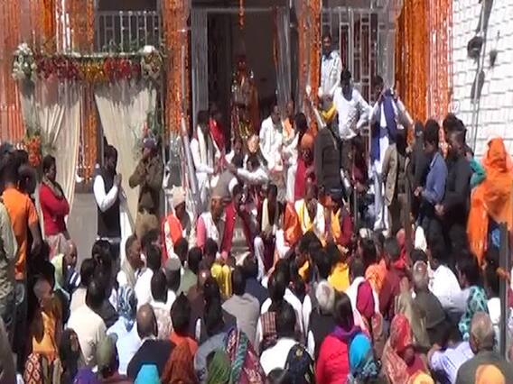 आज रात 1 बजकर 32 मिनट पर लगेगा चंद्रग्रहण, सूतक की वजह से वाराणसी में गंगा आरती का समय बदला