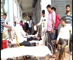 Reporter Stories: হলদিয়ায় দুর্গাচকে আরএসএসের শ্রমিক সংগঠন বিএমএসের রক্তদান শিবির ঘিরে রাজনৈতিক চাপানউতোর