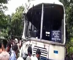 বেলদায় সরকারি বাস-লরির মুখোমুখি সংঘর্ষ, লরি চালকের মৃত্যু, আহত ২০ জন বাস যাত্রী