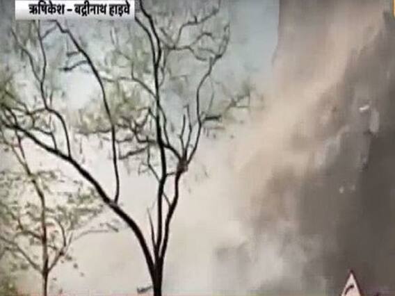 Landslide On Rishikesh-Badrinath Highway, Tourists Face Trouble 