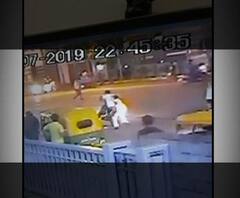  আটকানোর চেষ্টা করায়, পুলিশকর্মীকে হিঁচড়ে নিয়ে গেল হেলমেটবিহীন বেপরোয়া বাইক-চালক, গুরুতর জখম কনস্টেবল